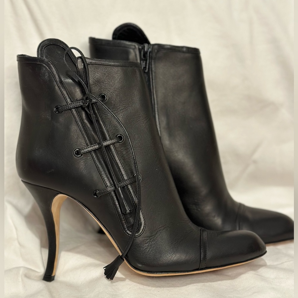 Manila Blahnik Handmade Black Leather Italian Boots Heels Size 7